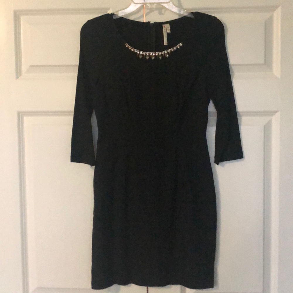Black necklace dress
